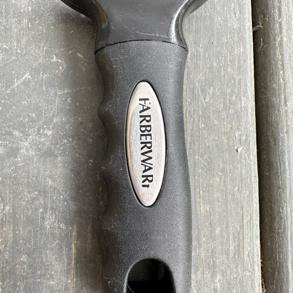 Farberware pizza cutter! Must sell - Picture 2 of 8